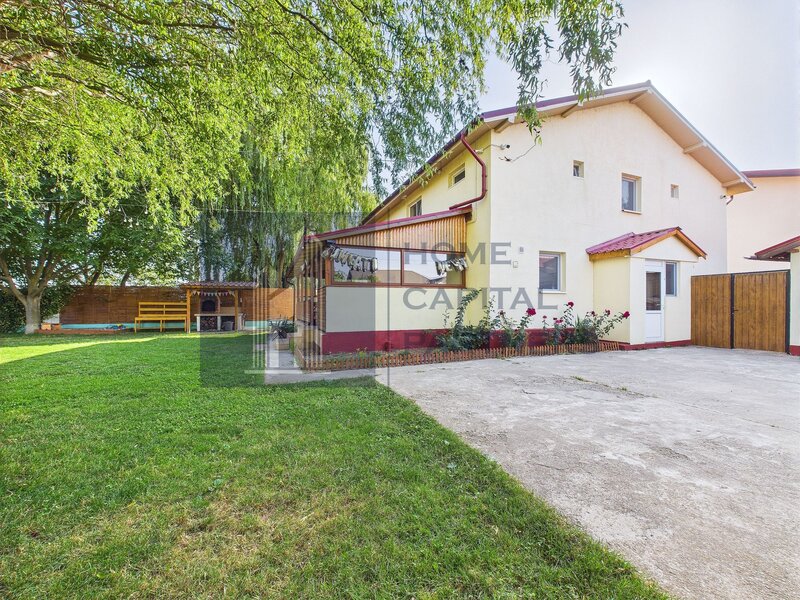 Domnesti Vanzare casa P+M, 7 camere, 4 dormitoare, 4 bai, garaj 3 autoturisme